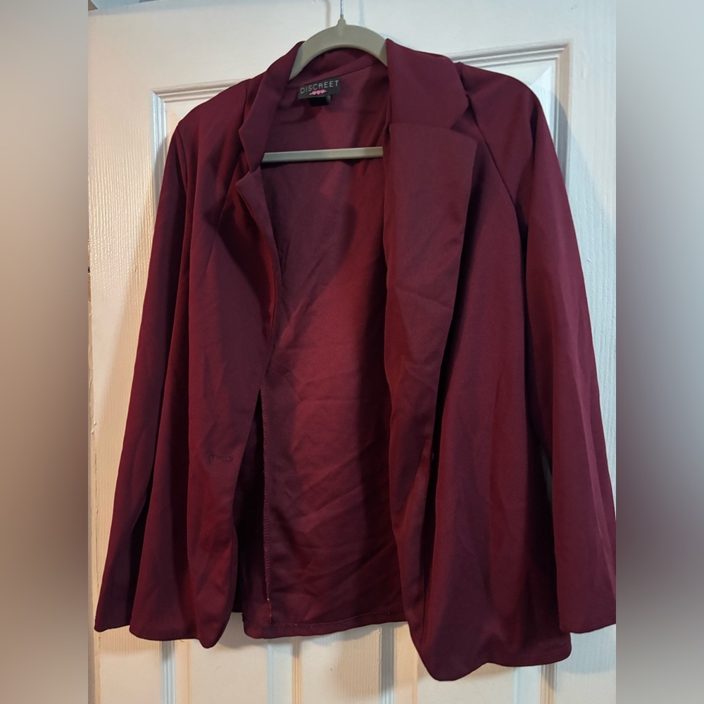 Red blazer NWOT‼️BOGO‼️